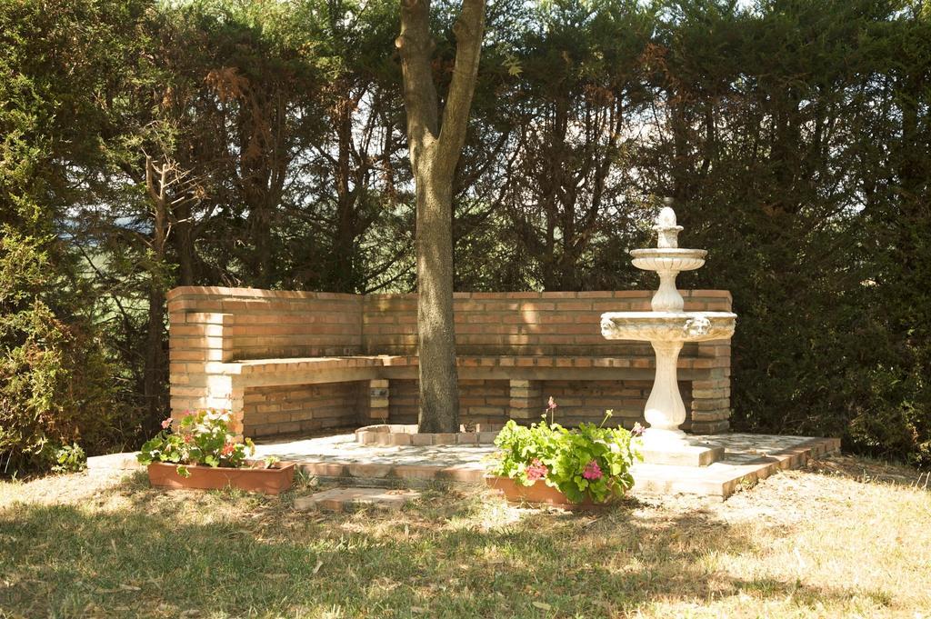 Agriturismo Podere Luchiano Amelia Exteriér fotografie