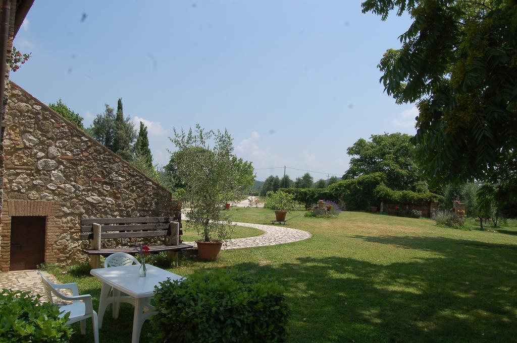 Agriturismo Podere Luchiano Amelia Exteriér fotografie