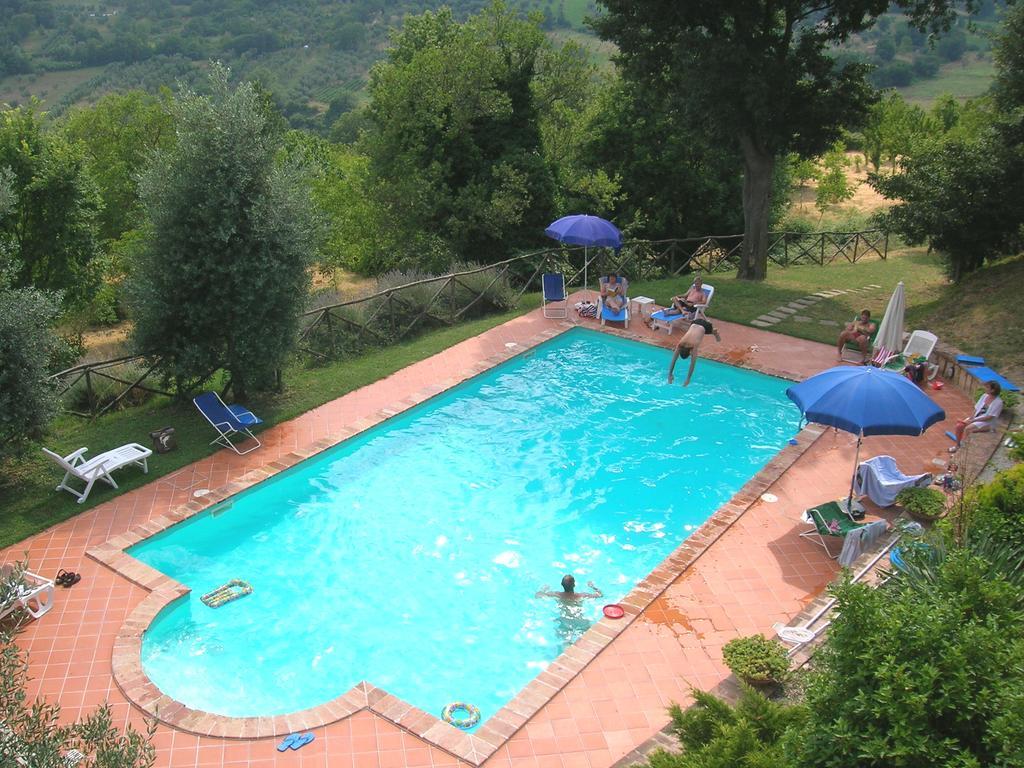 Agriturismo Podere Luchiano Amelia Exteriér fotografie